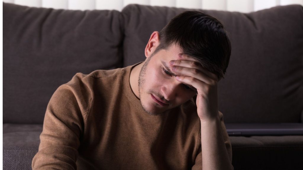 stages of alcoholism affect men differently than women due social differences