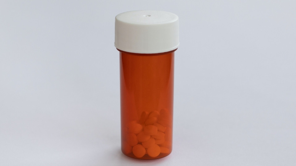 Codeine vs Hydrocodone comes down to the difference in potency, hydrocone is much more potent.